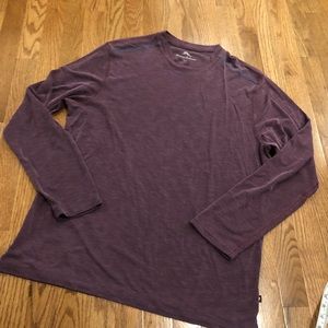 Tommy Bahama super soft  men  long sleeve M